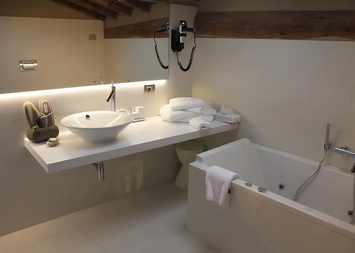 Damaranto Residenza E Cucina 4*
